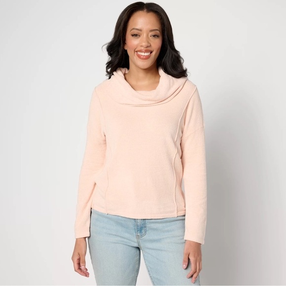 Barefoot Dreams Sweaters - NWT Barefoot dreams ultra lite cowl neck mellow peach